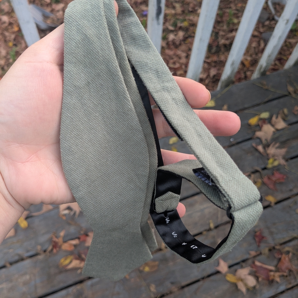 Elegant Olive Tie